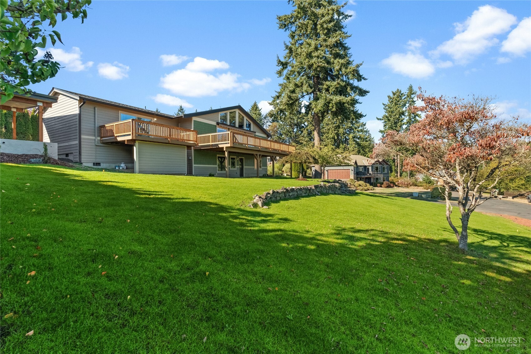 1268 Pilchuck Drive , Fox Island, WA 98333