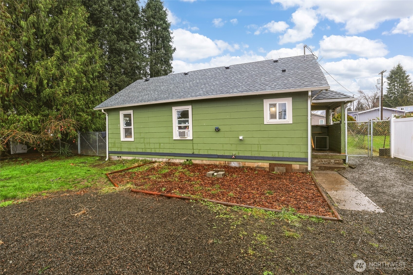 325 E Main Street , Mossyrock, WA 98564