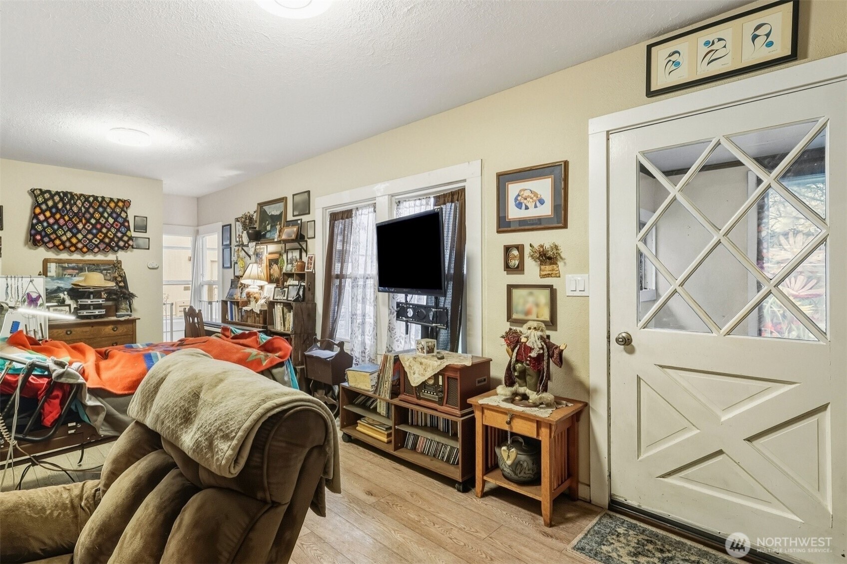 325 E Main Street , Mossyrock, WA 98564