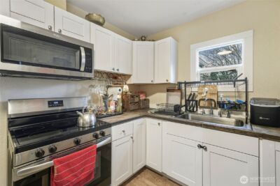 325 E Main Street , Mossyrock, WA 98564 - Photo 5