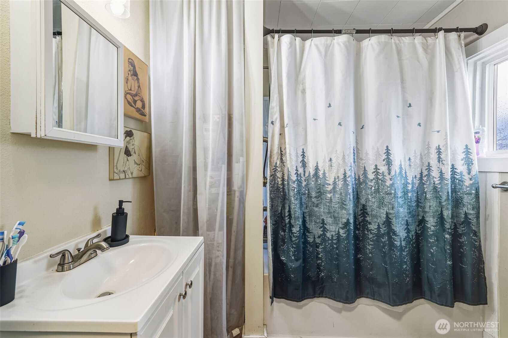 325 E Main Street , Mossyrock, WA 98564