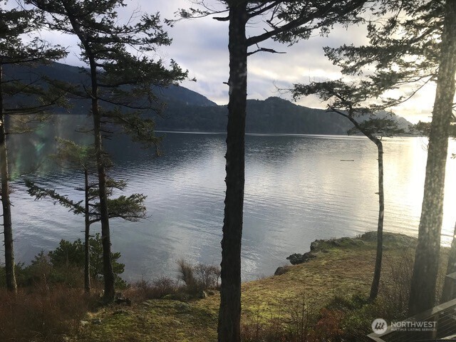 122 Lohman Lane , Orcas Island, WA 98245