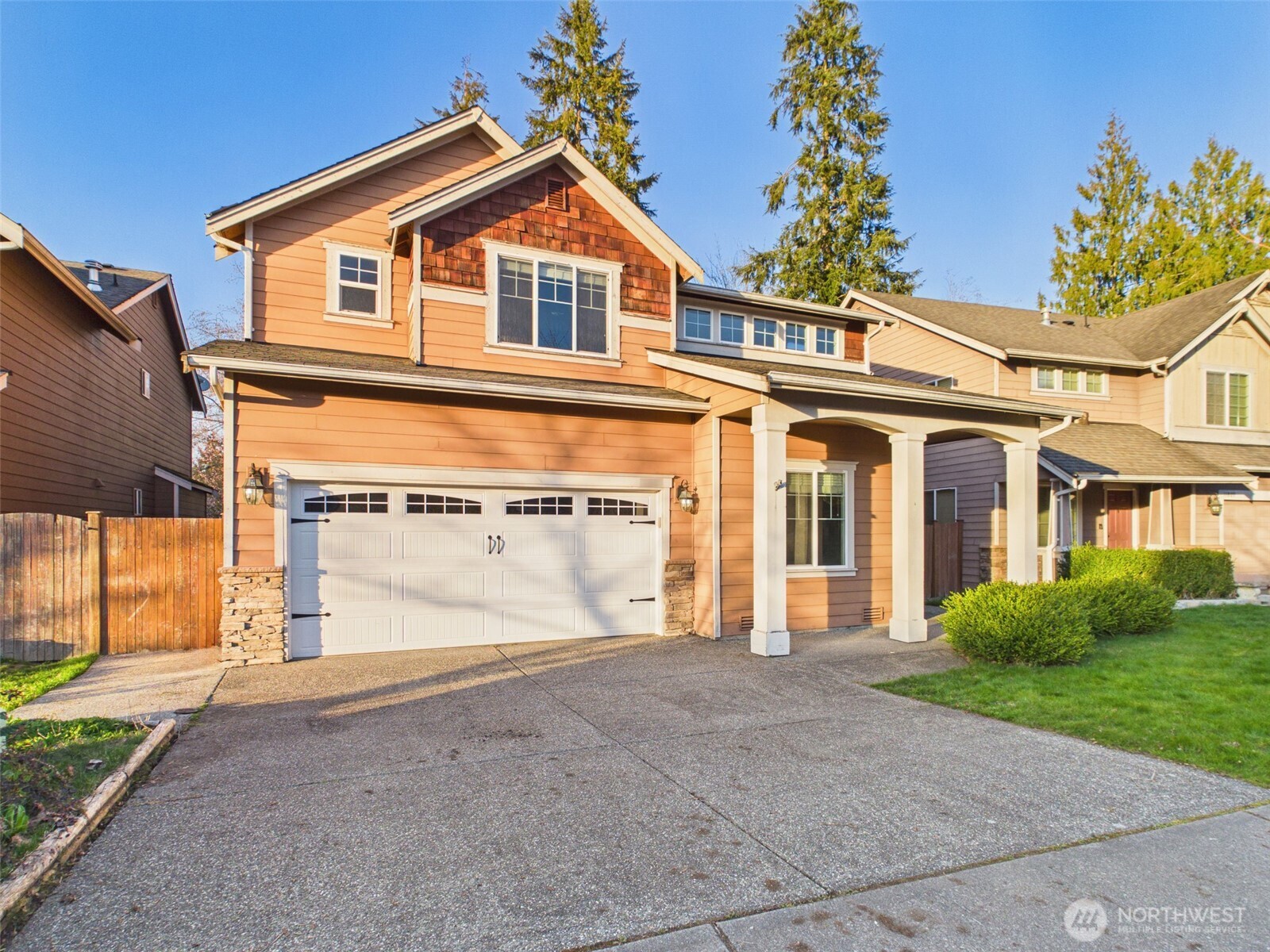 11805 1st Place , Lake Stevens, WA 98258