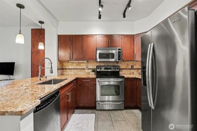 211 Kirkland Ave #421, Kirkland, WA 98033 - Photo 6