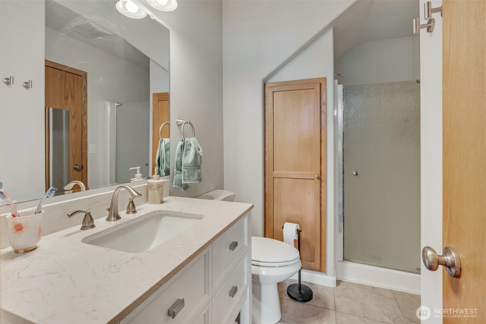 2681 E Timberlake West Drive , Shelton, WA 98584