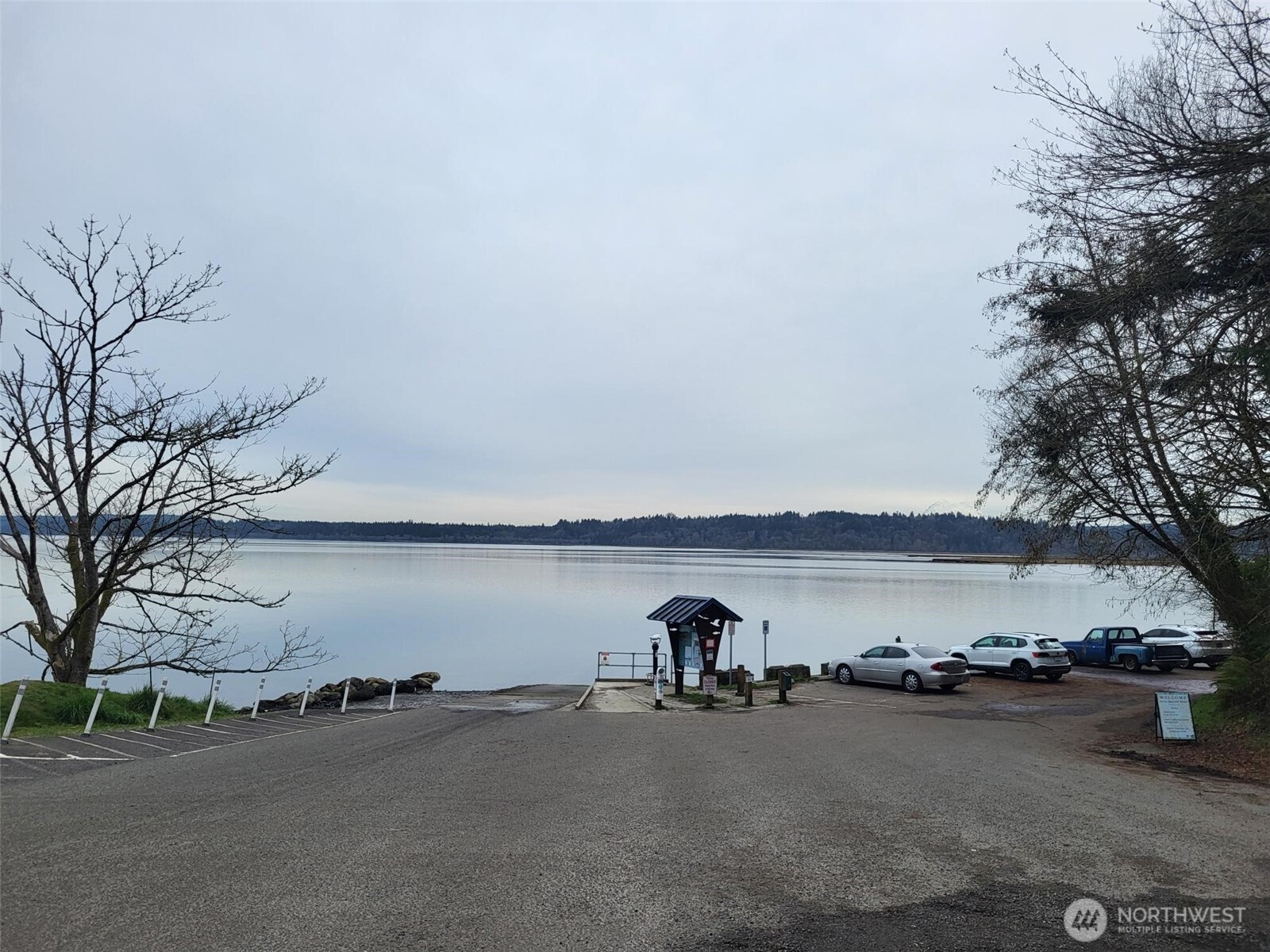 4716 D'Milluhr Drive NE, Olympia, WA 98516