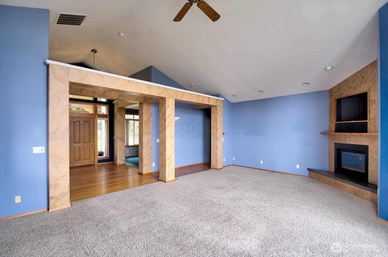 4716 D'Milluhr Drive NE, Olympia, WA 98516