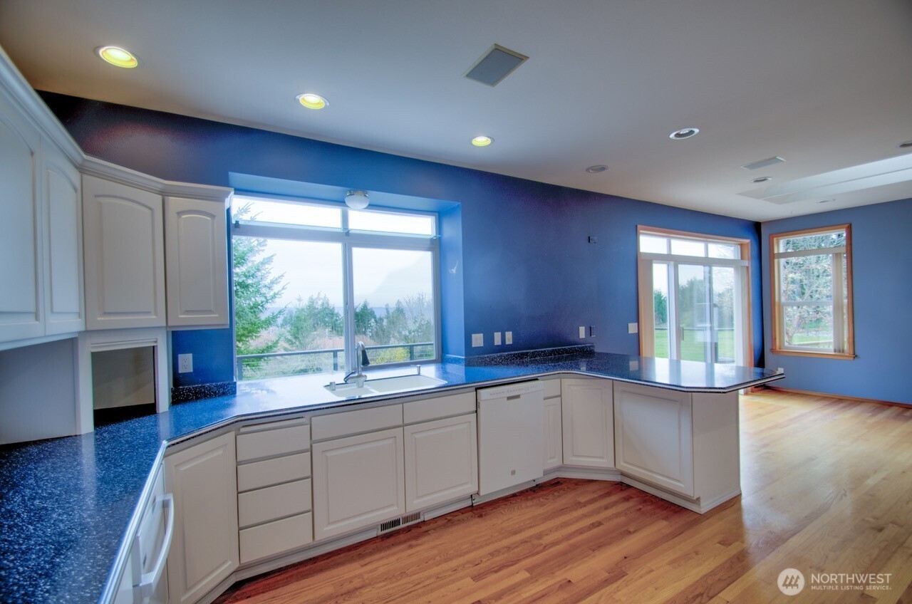 4716 D'Milluhr Drive NE, Olympia, WA 98516