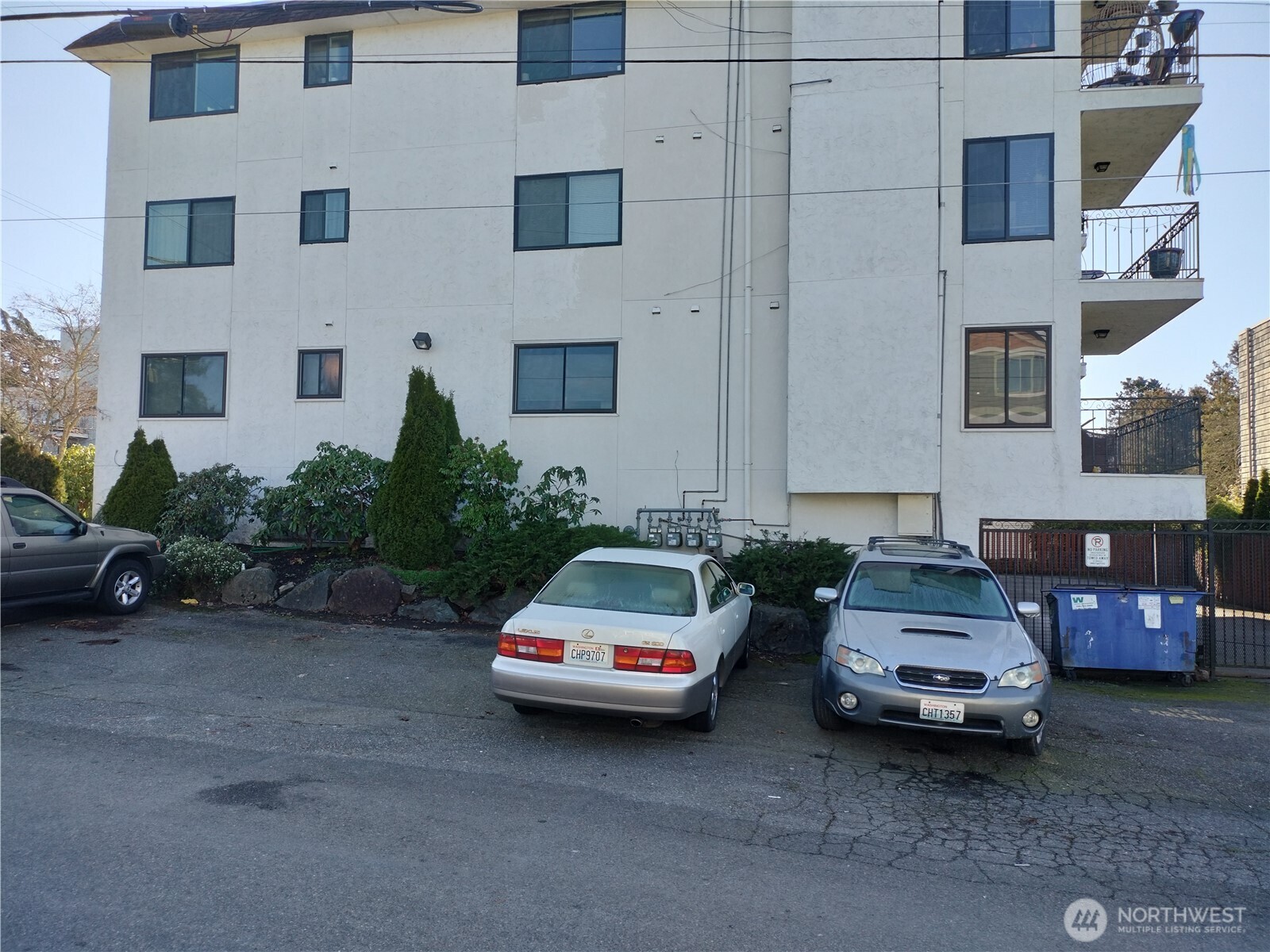 11755 Greenwood Avenue N #203, Seattle, WA 98133-8151