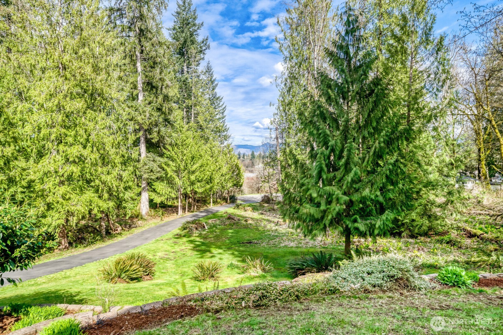 38805 258th Avenue SE, Enumclaw, WA 98022-8869