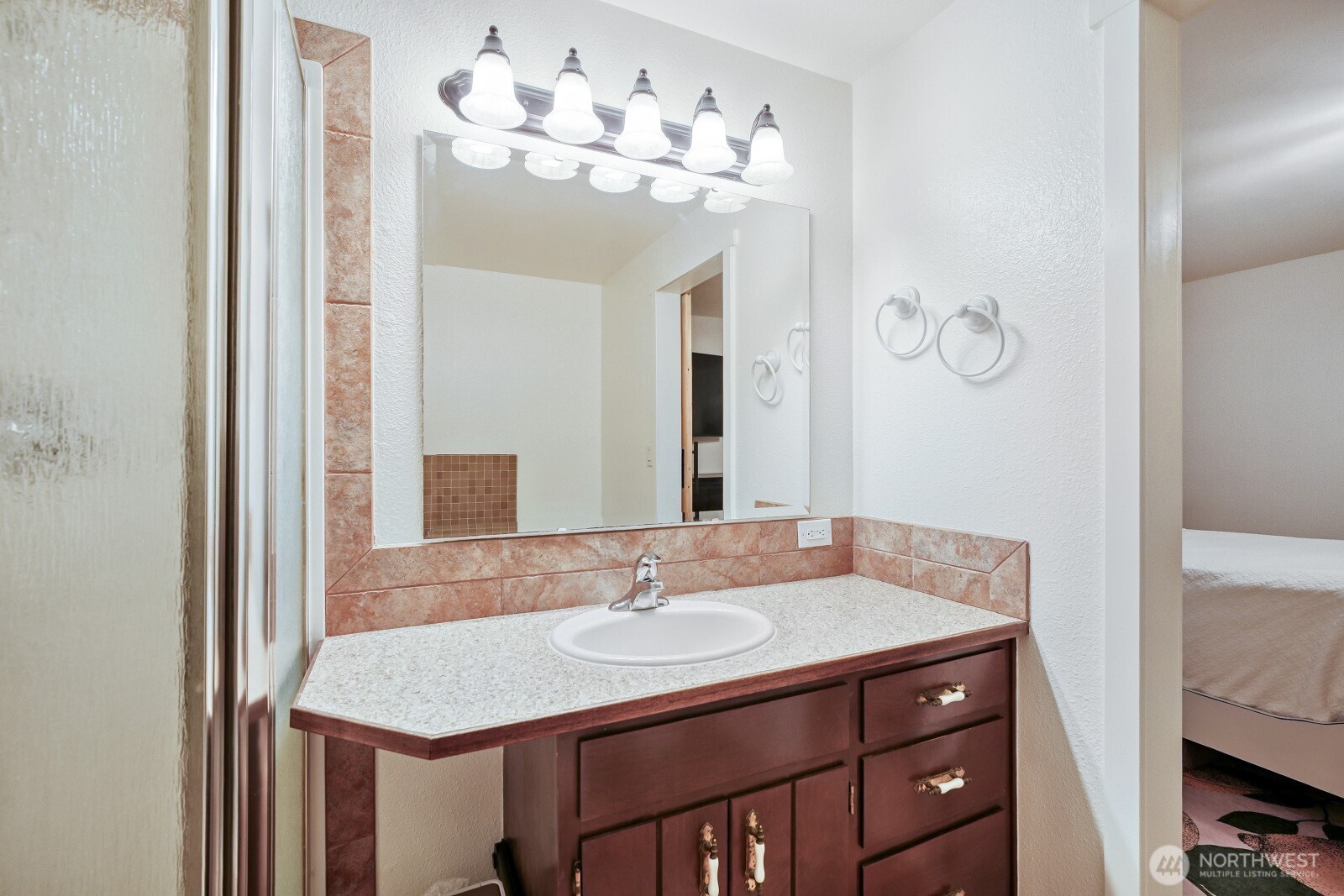 38805 258th Avenue SE, Enumclaw, WA 98022-8869