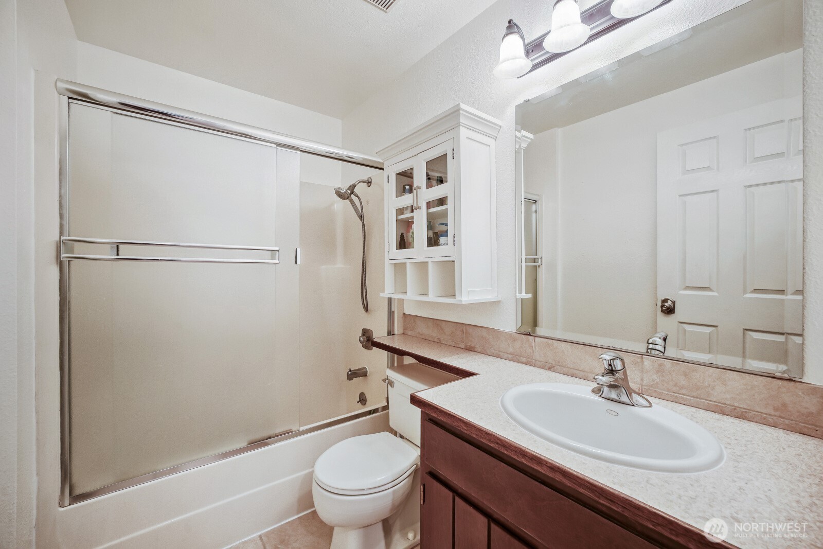 38805 258th Avenue SE, Enumclaw, WA 98022-8869