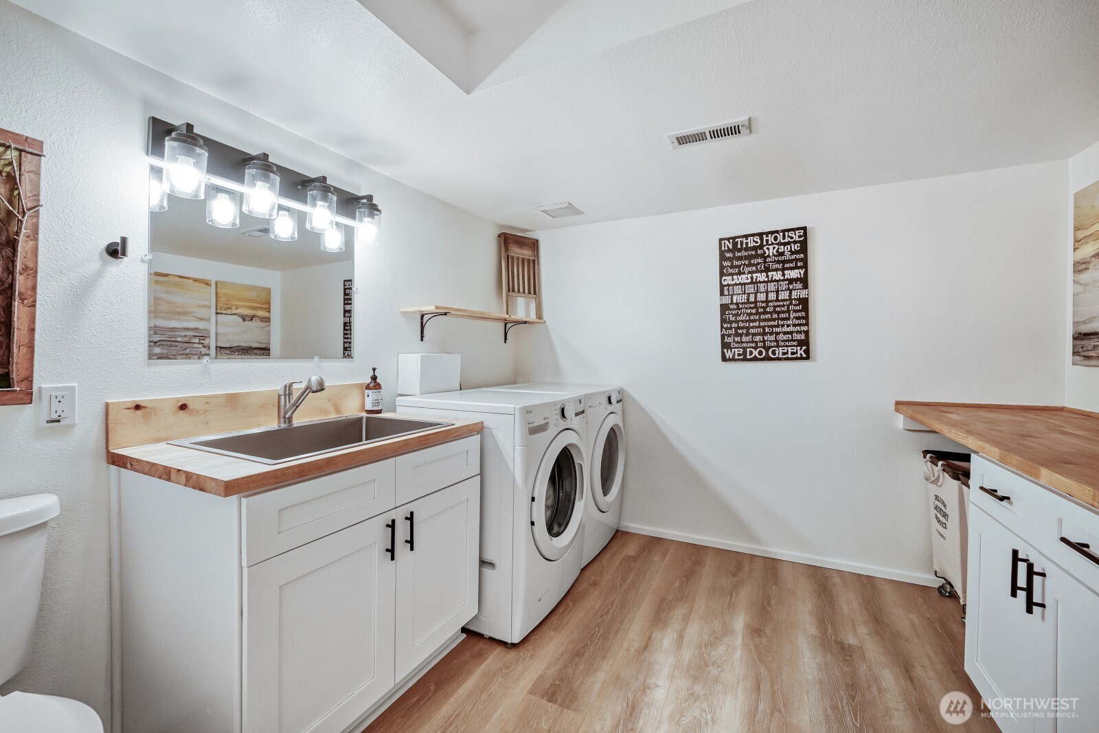 38805 258th Avenue SE, Enumclaw, WA 98022-8869