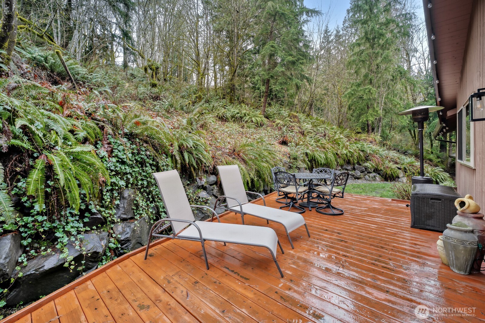 38805 258th Avenue SE, Enumclaw, WA 98022-8869