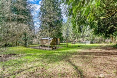 38805 258th Avenue SE, Enumclaw, WA 98022-8869 - Photo 32