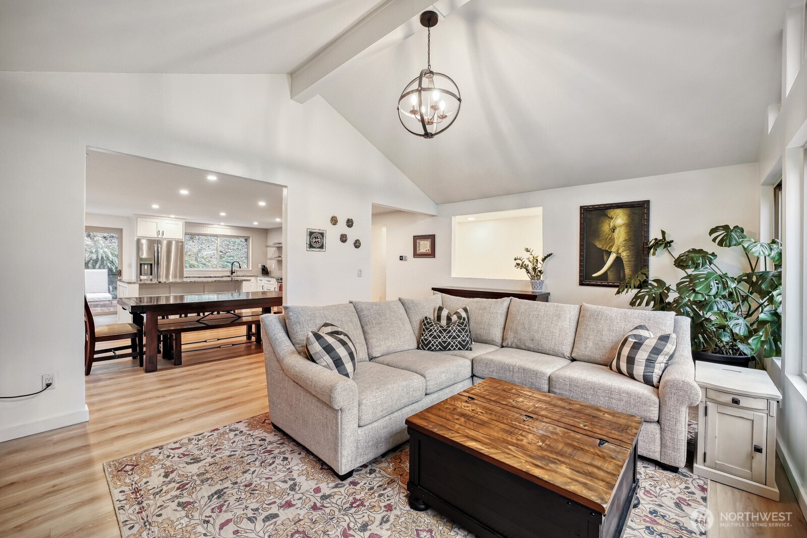 38805 258th Avenue SE, Enumclaw, WA 98022-8869