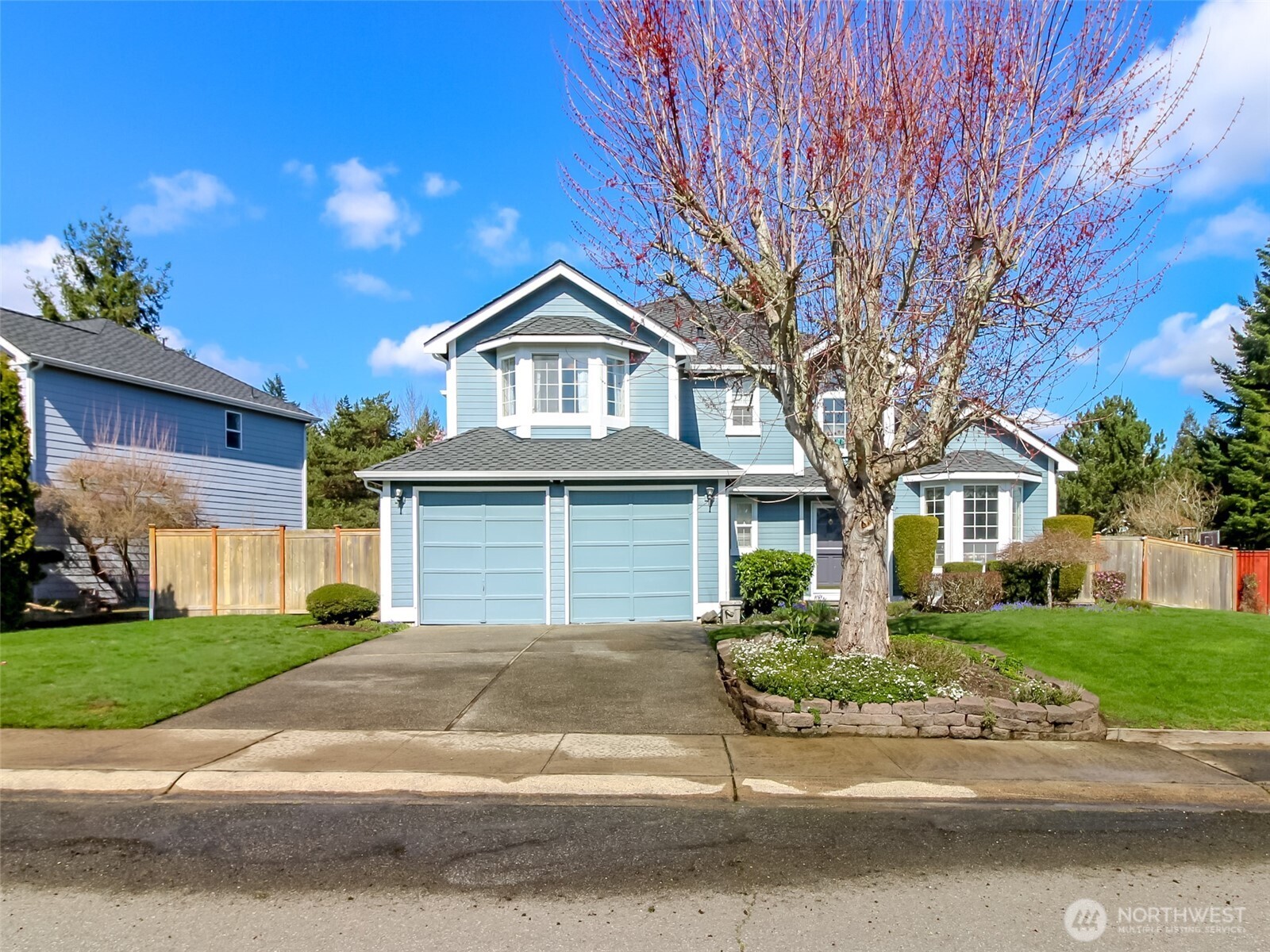 176 Eagle Ridge Drive E, Puyallup, WA 98374