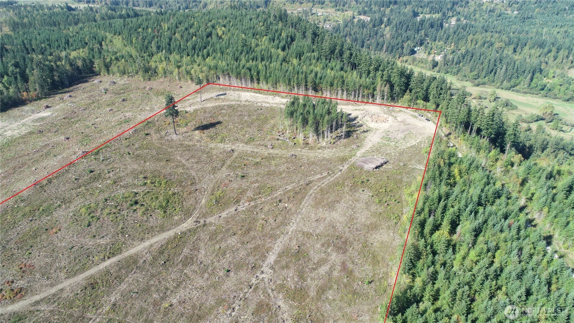 10119 Eatonville Highway E, Eatonville, WA 98328