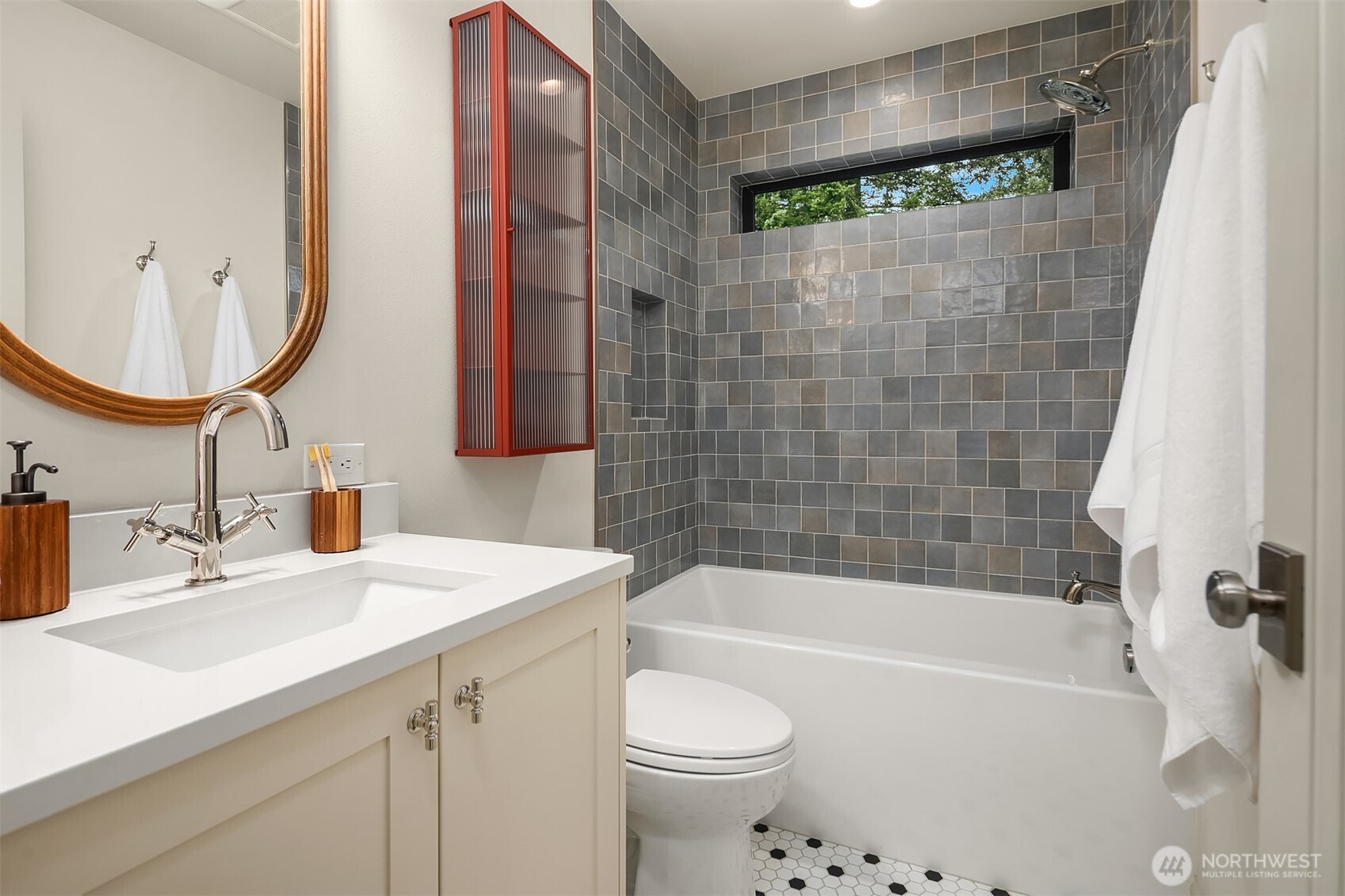 20701 82nd Avenue W #A, Edmonds, WA 98026