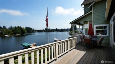 7240 Holmes Island Road SE, Lacey, WA 98503