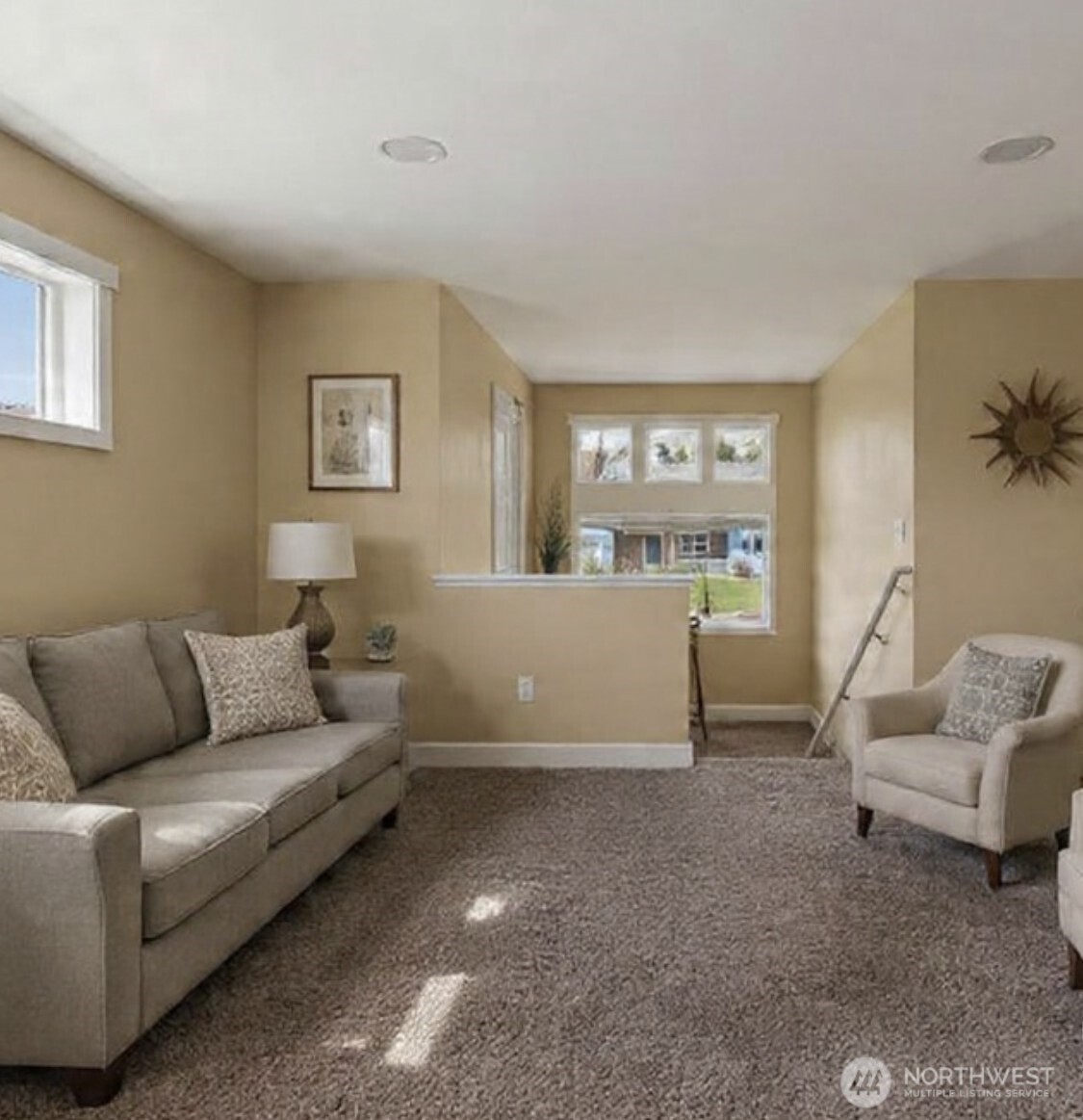 2015 Woodridge Street , Wenatchee, WA 98801