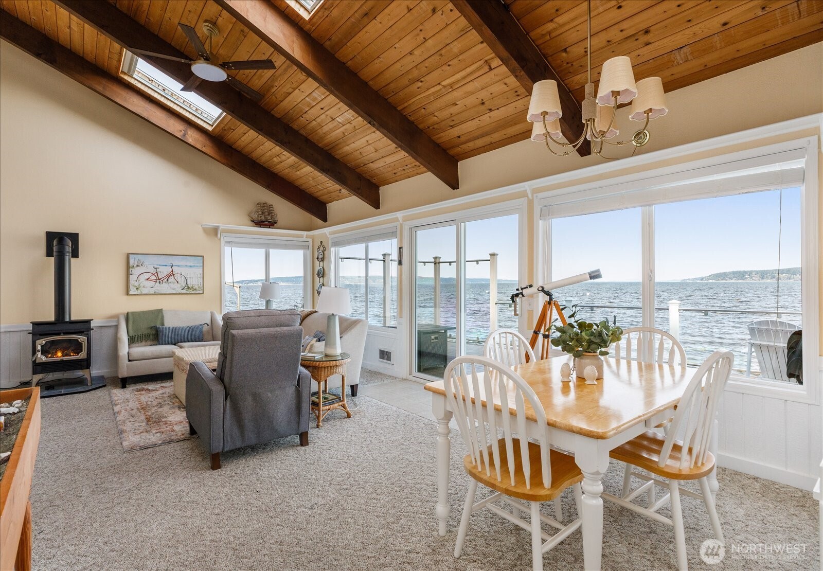 2185 Eastpoint Drive , Langley, WA 98260