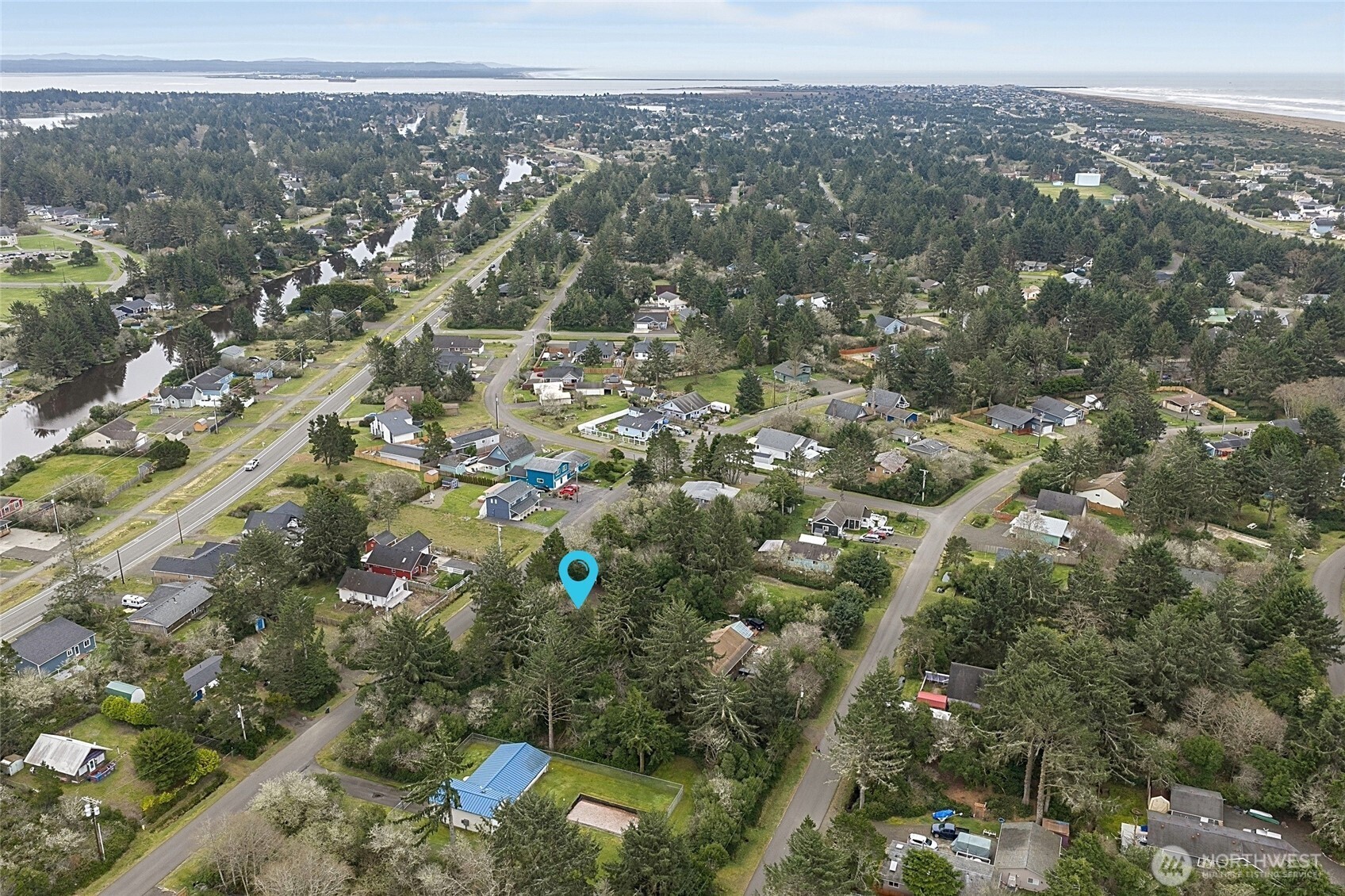 185 S Narwhal Loop SW, Ocean Shores, WA 98569