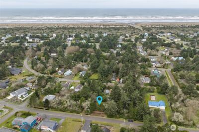 185 S Narwhal Loop SW, Ocean Shores, WA 98569 - Photo 2