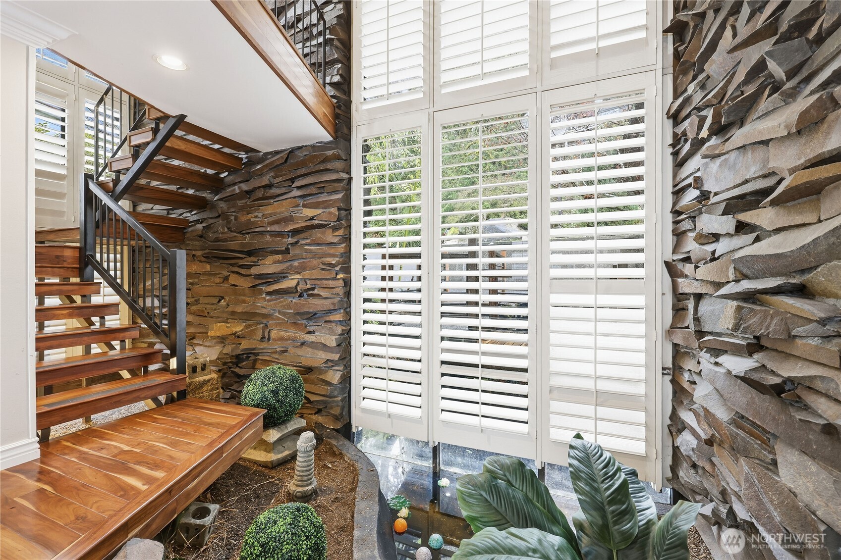 3535 Mathews Drive NW, Bremerton, WA 98312