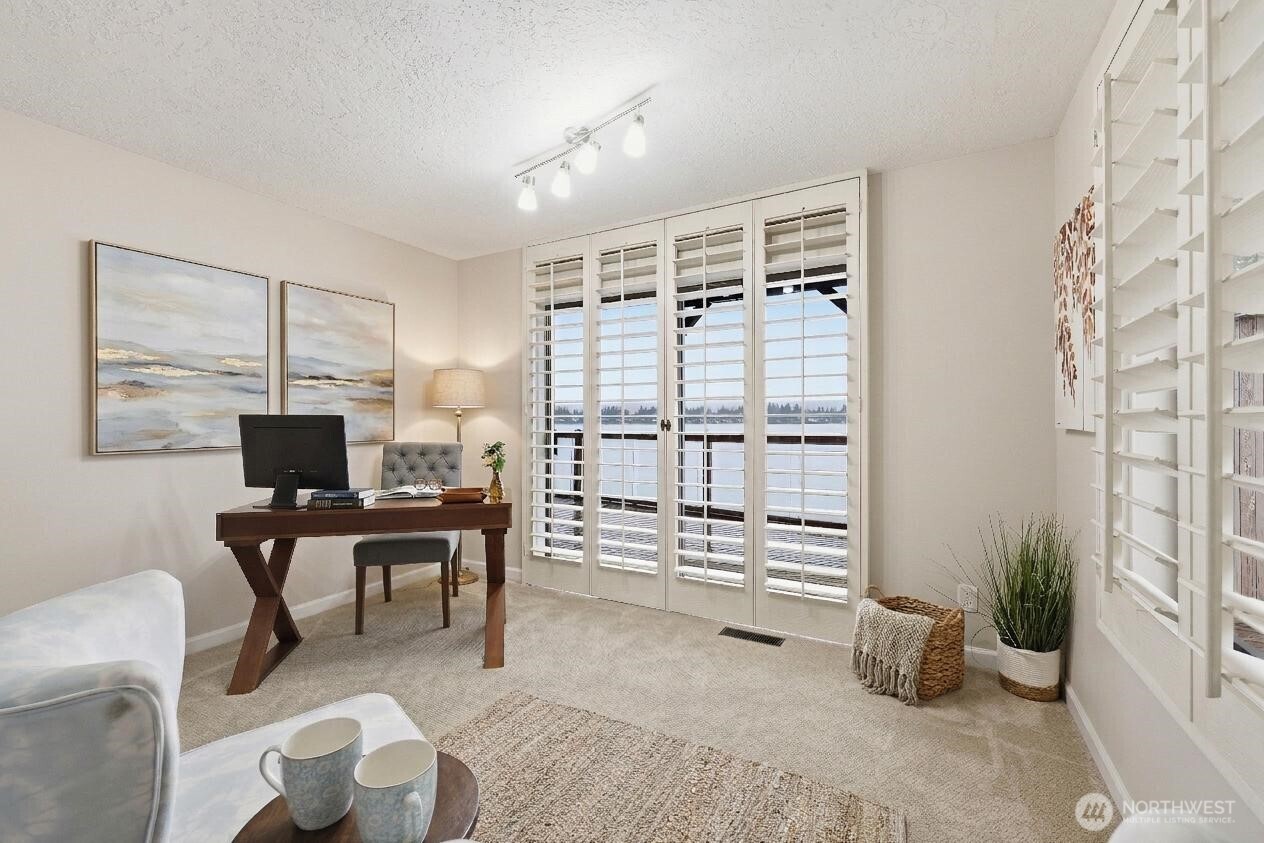 3535 Mathews Drive NW, Bremerton, WA 98312