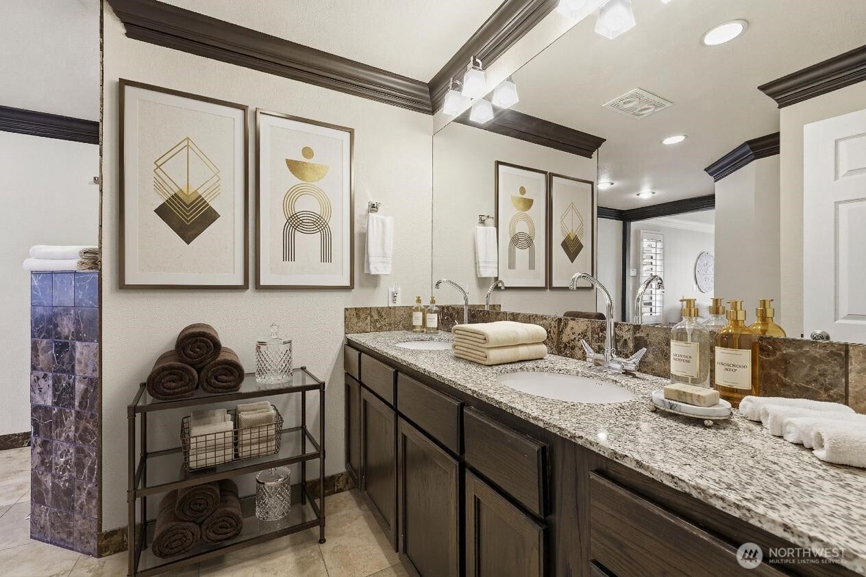 3535 Mathews Drive NW, Bremerton, WA 98312