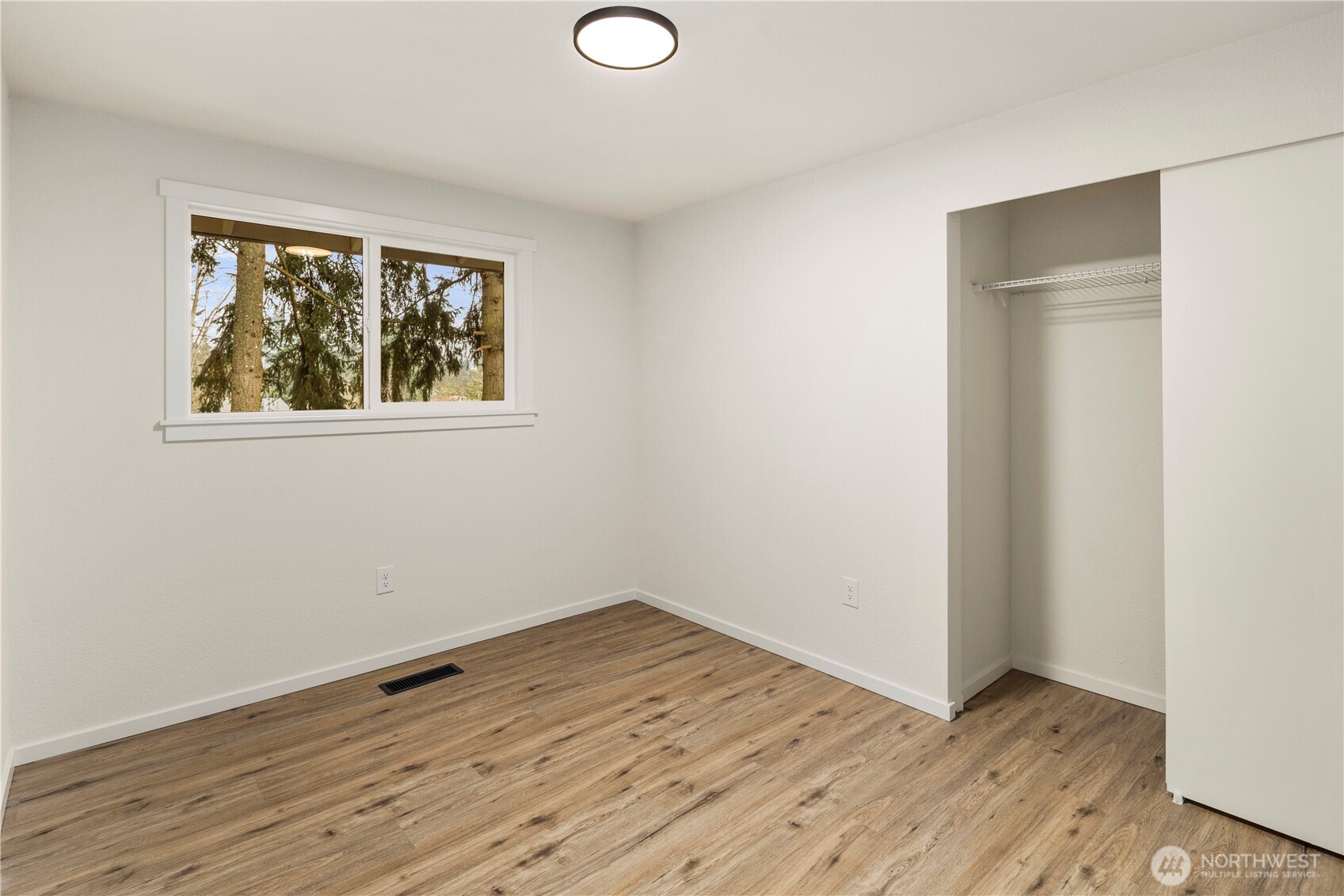 3301 192nd Street E, Tacoma, WA 98446