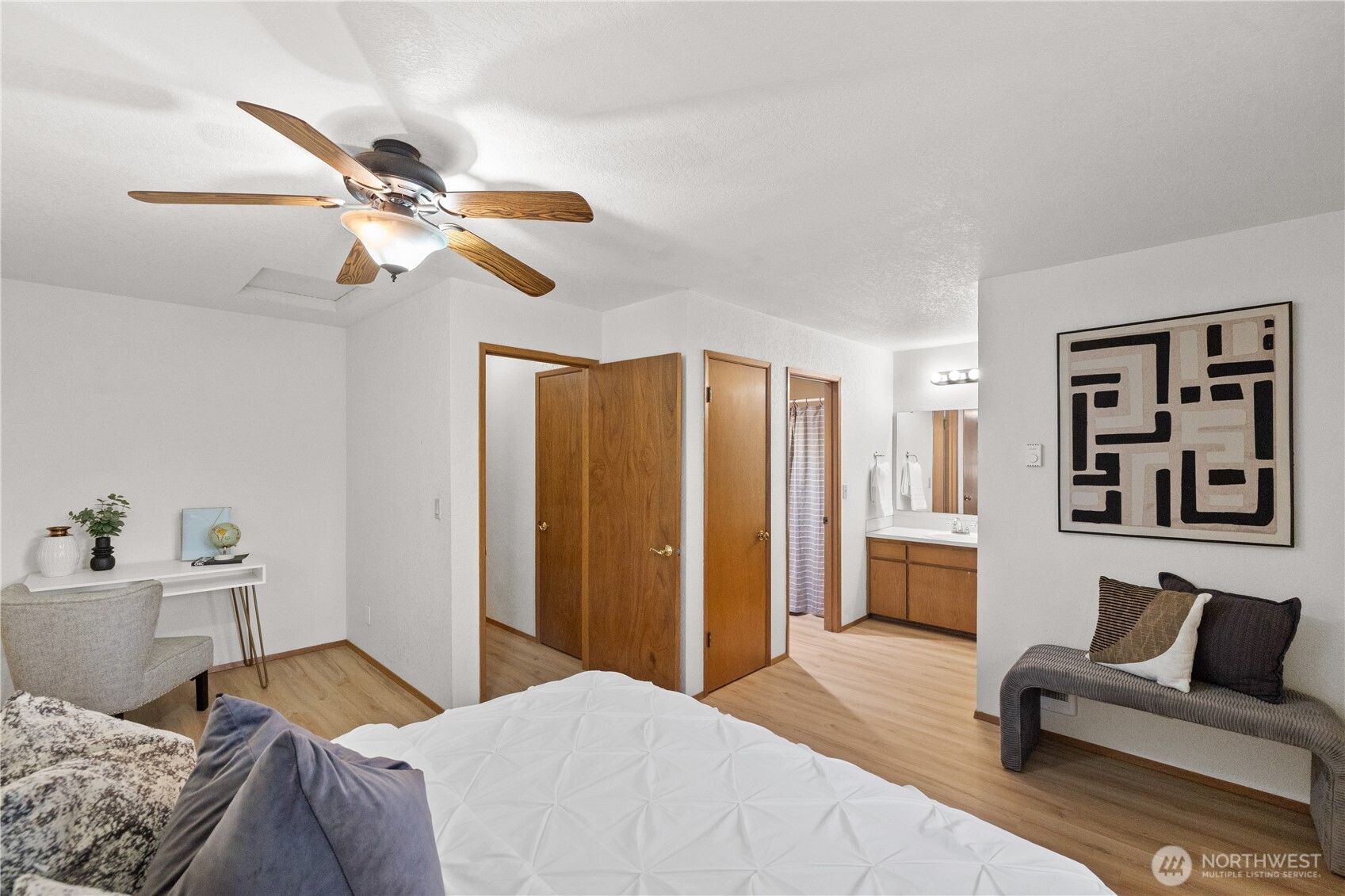 126 W Casino Road #5, Everett, WA 98204