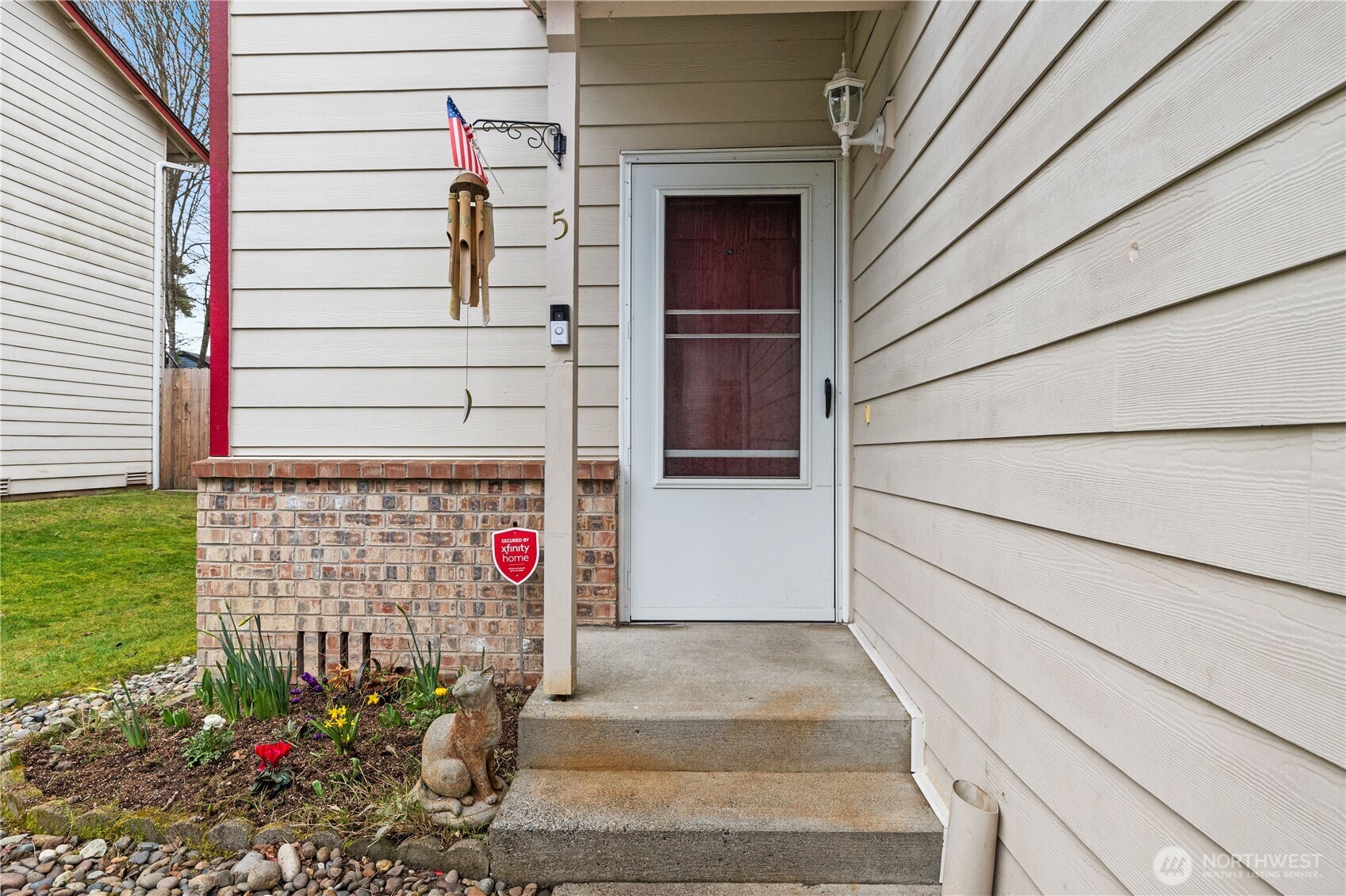 126 W Casino Road #5, Everett, WA 98204