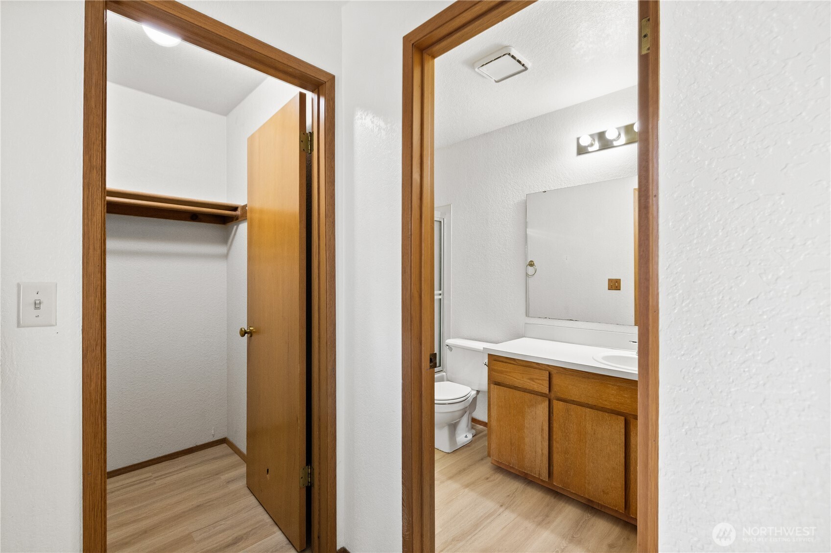 126 W Casino Road #5, Everett, WA 98204