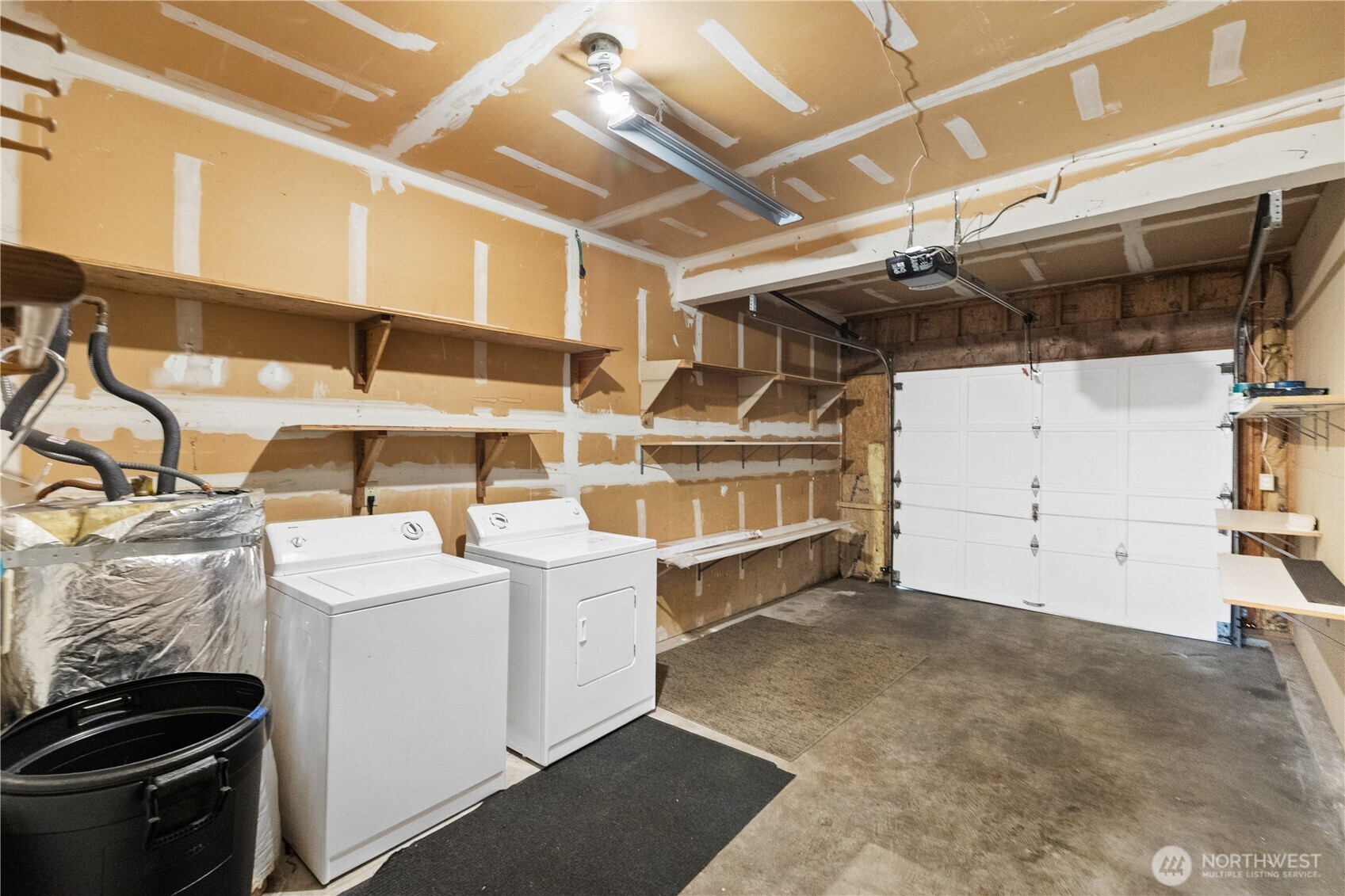 126 W Casino Road #5, Everett, WA 98204