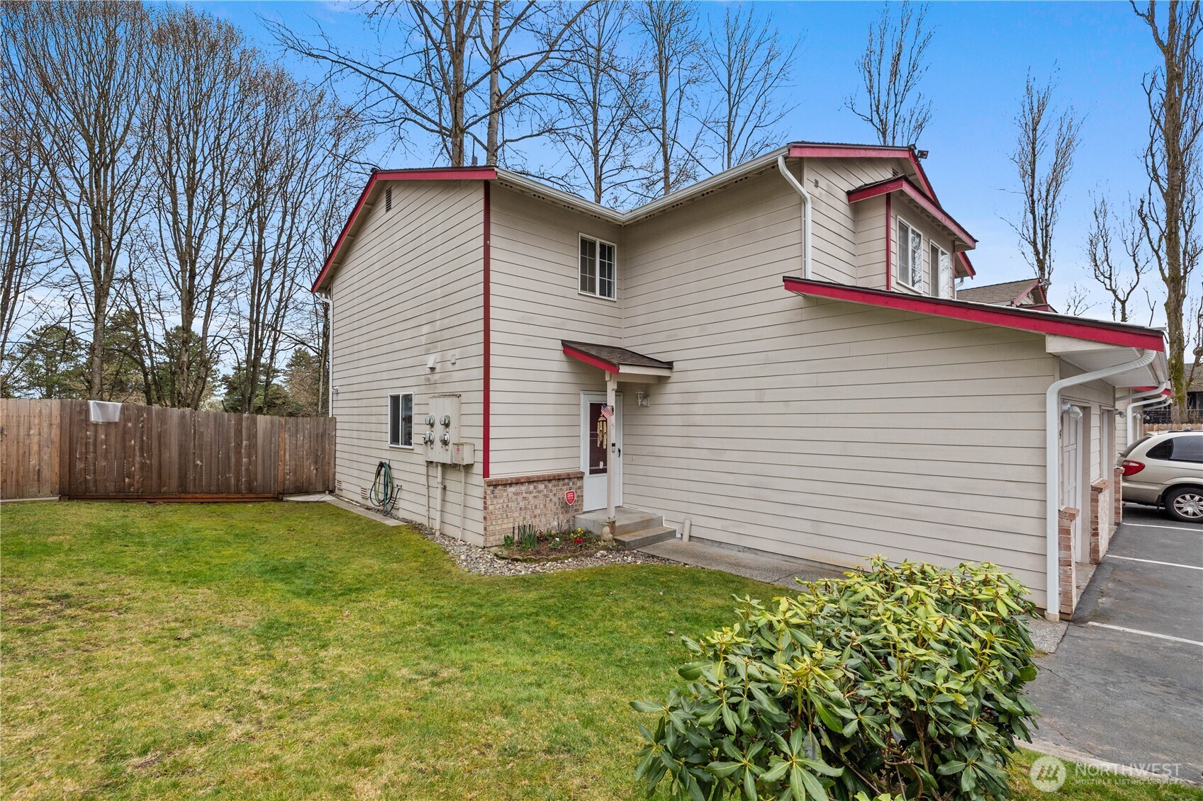 126 W Casino Road #5, Everett, WA 98204