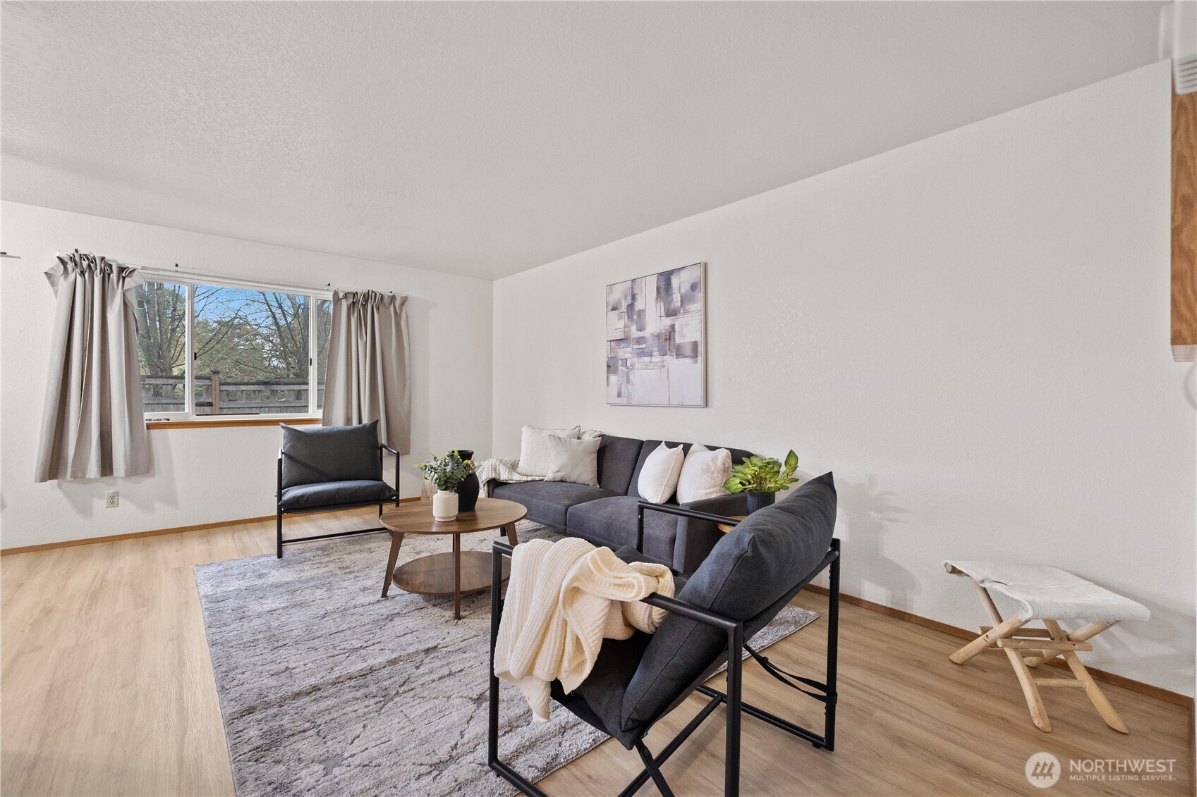 126 W Casino Road #5, Everett, WA 98204