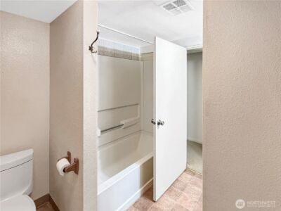 701 NE 117th Street , Vancouver, WA 98685 - Photo 24