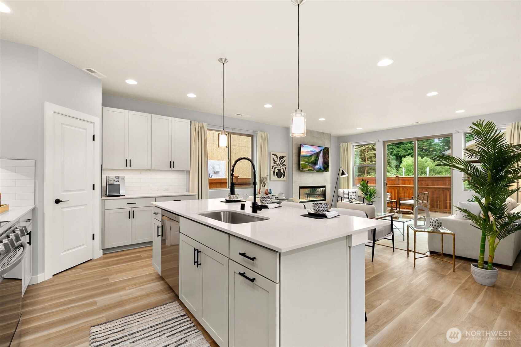 12502 SE 256th Place #10, Kent, WA 98030