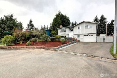 22426 3rd Place W, Bothell, WA 98021