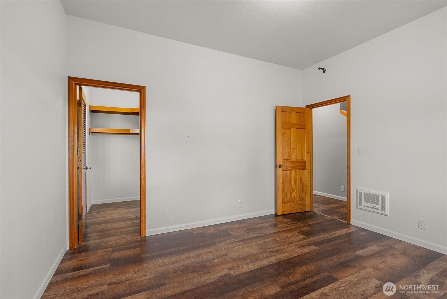 15 Spruce Lane , South Bend, WA 98586