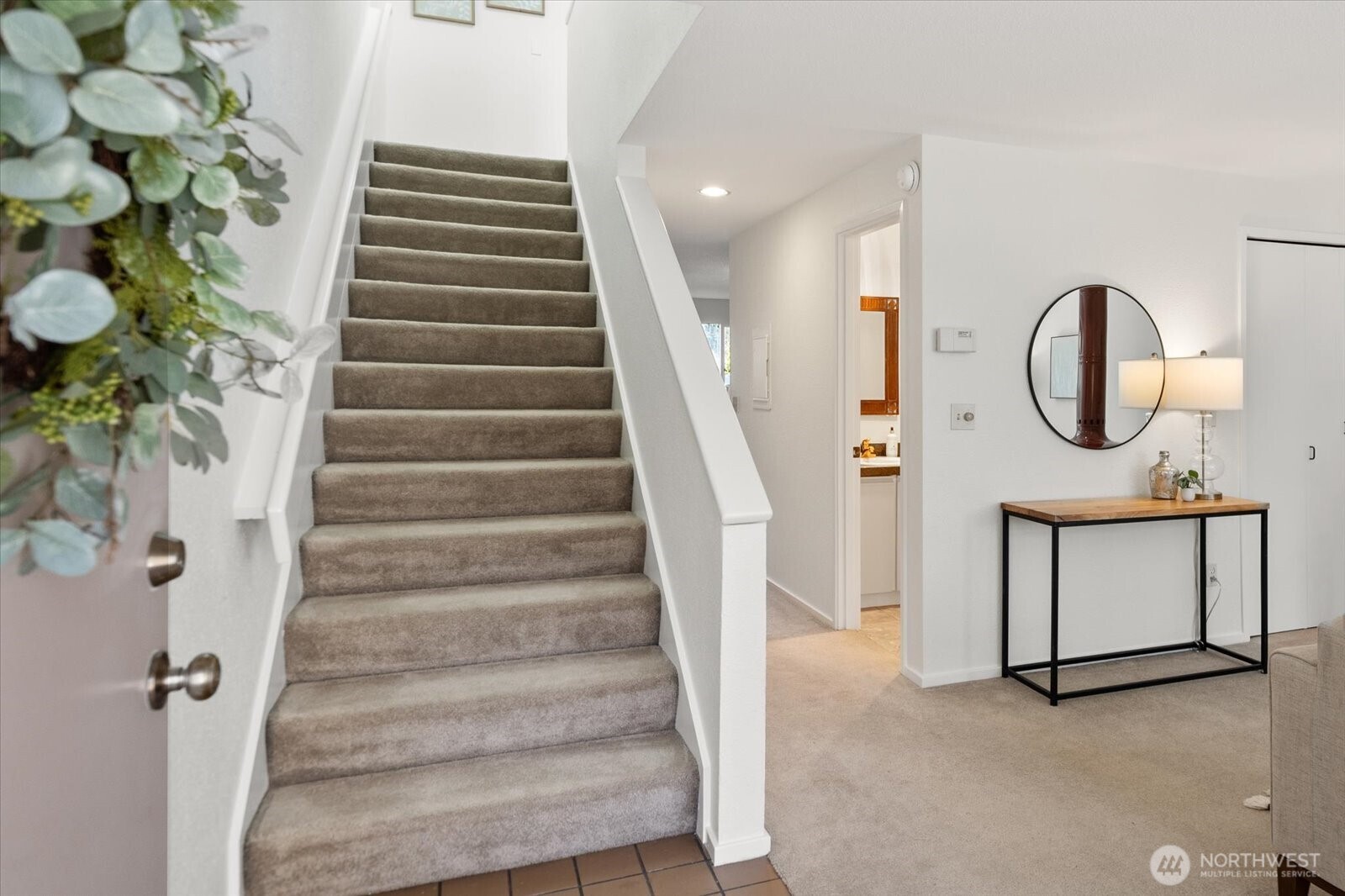 8229 212th Street SW #102, Edmonds, WA 98026