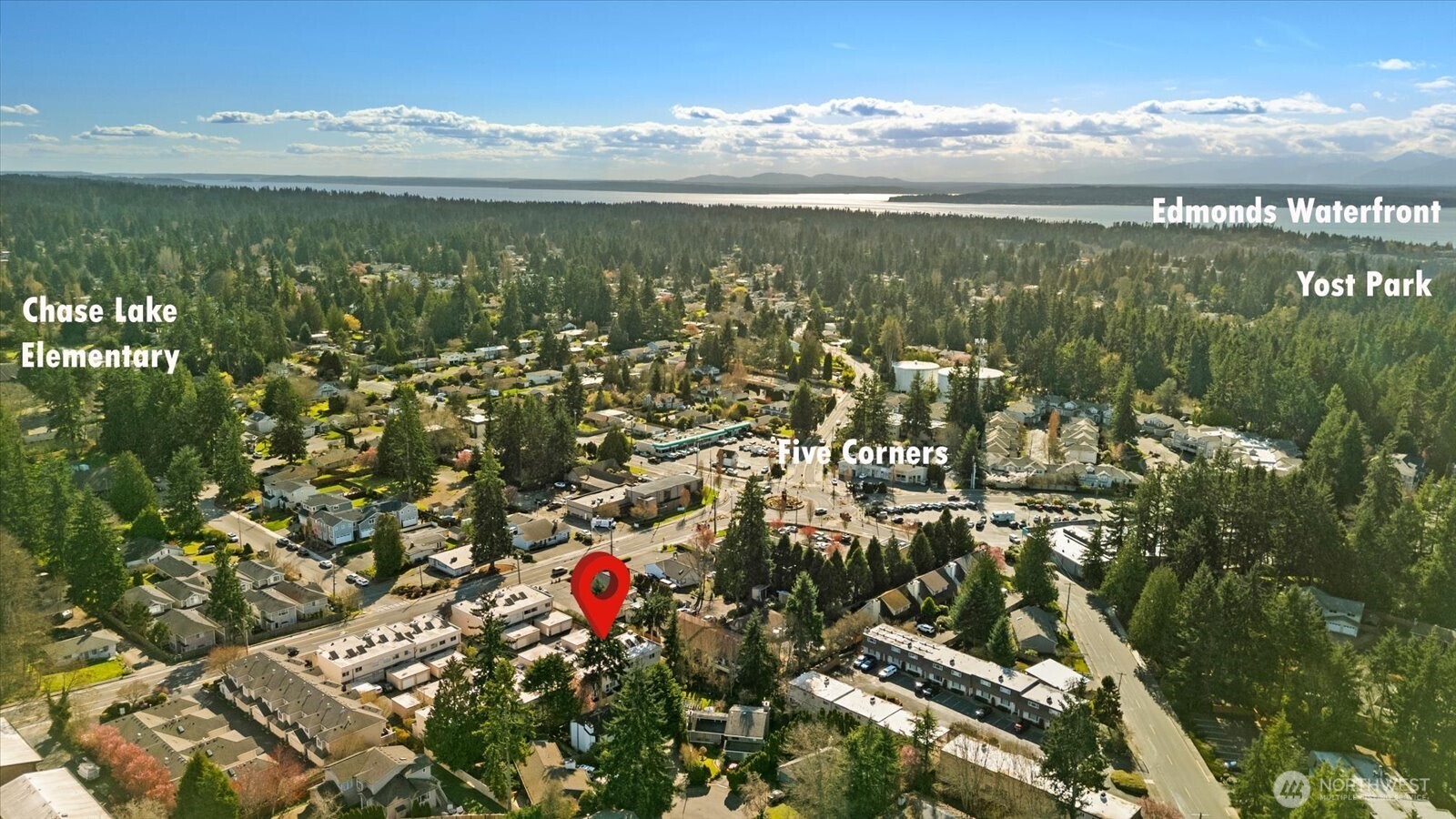 8229 212th Street SW #102, Edmonds, WA 98026