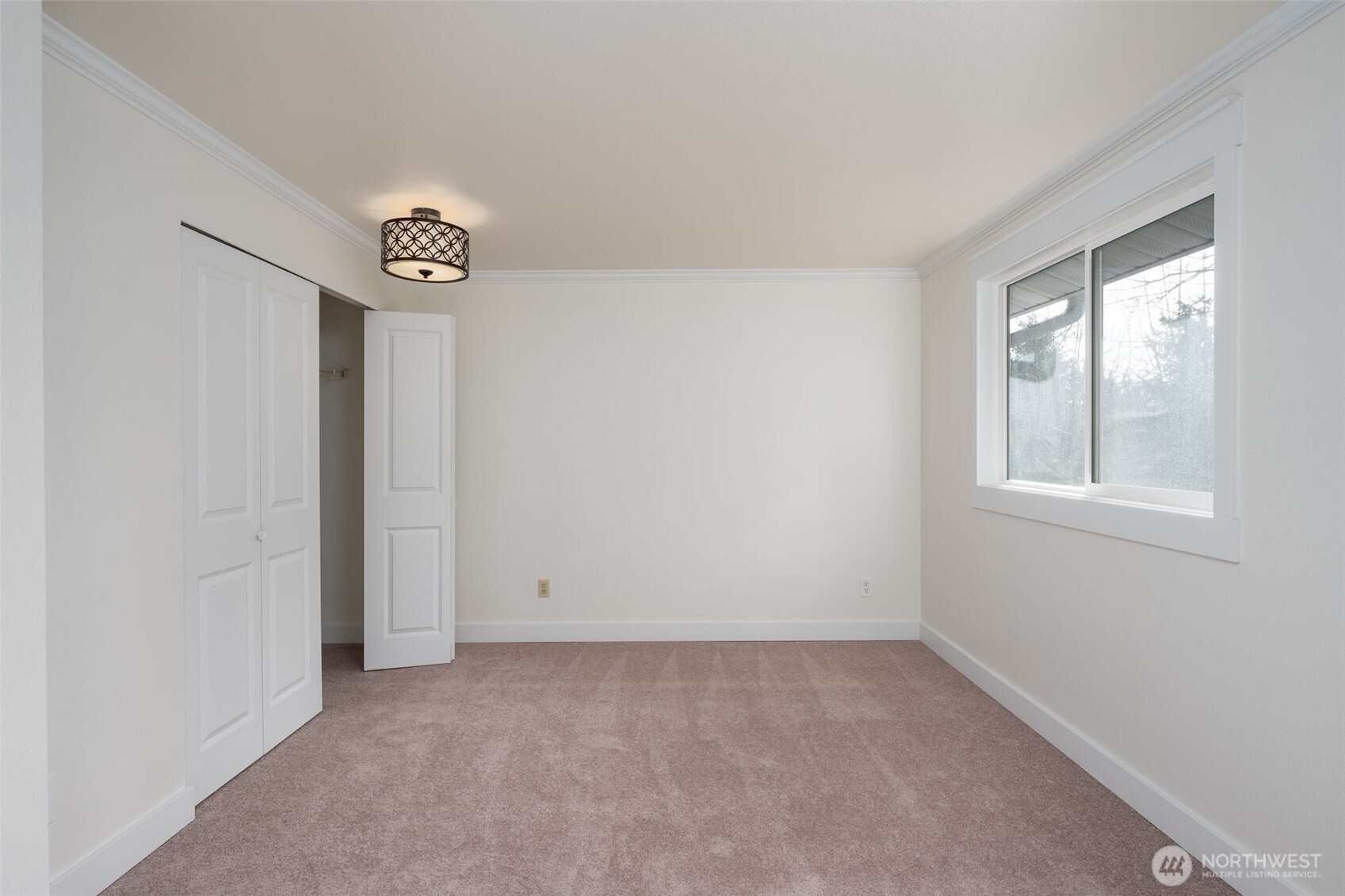 11619 NE 97th Street , Kirkland, WA 98033