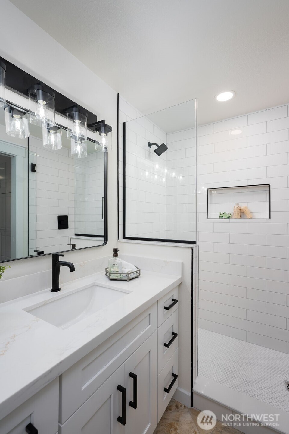 11619 NE 97th Street , Kirkland, WA 98033