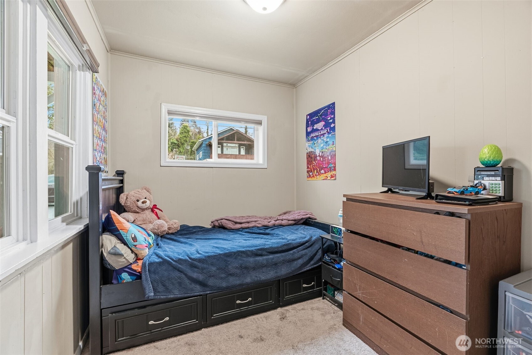 2201 Holcomb Loop Rd , Kelso, WA 98626