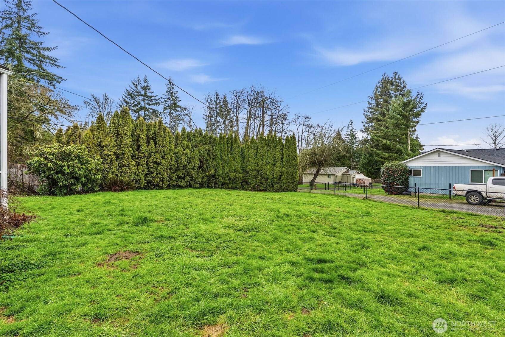 2201 Holcomb Loop Rd , Kelso, WA 98626