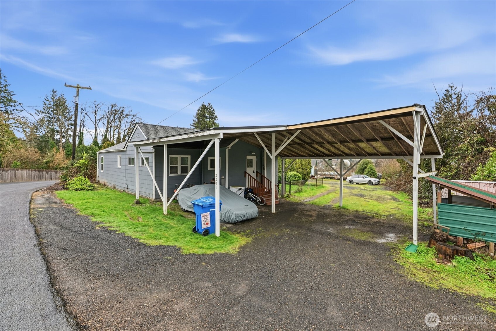 2201 Holcomb Loop Rd , Kelso, WA 98626