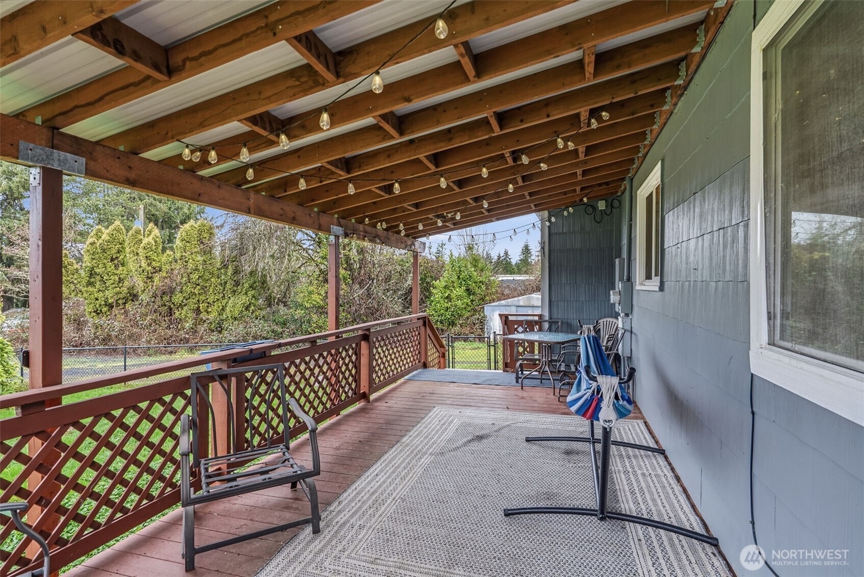 2201 Holcomb Loop Rd , Kelso, WA 98626